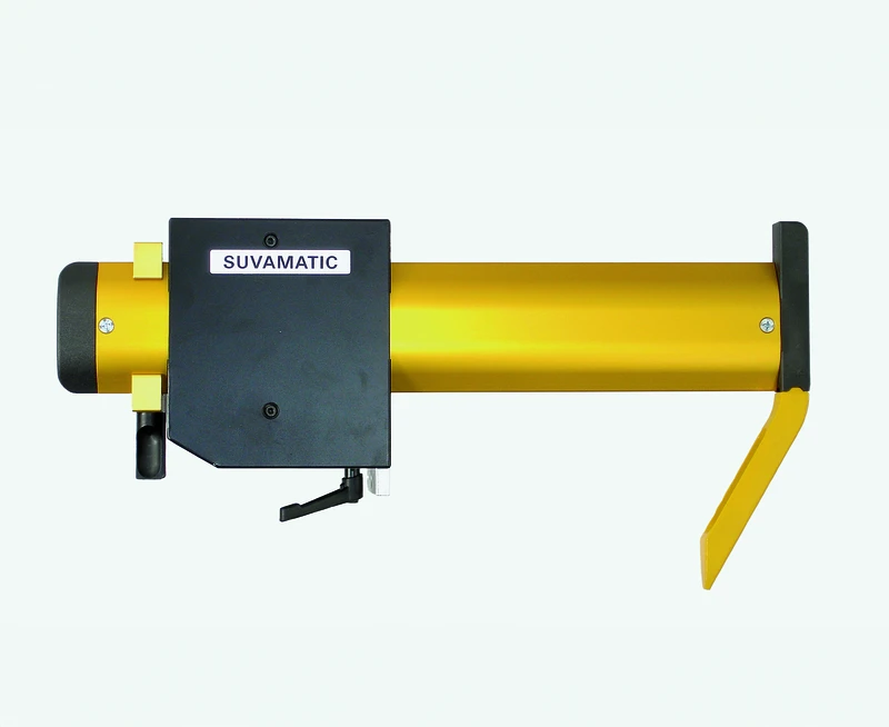 Gelb-schwarzes SUVAMATIC Schutzsystem einteilig (Nutzlänge bis 340 mm) mit Hebel, Griff und Steuerbox, auf weißem Hintergrund.