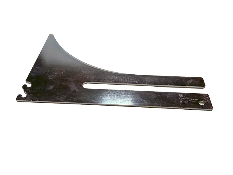 Flacher, reflektierender Spaltkeil aus Metall mit gebogener Kante, Schlitz 13, geeignet als Schutzvorrichtung für ø 250–315 mm.